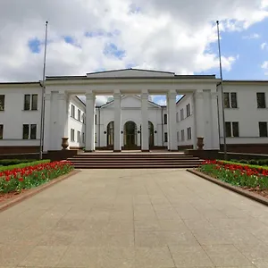 Гостевой дом Vip Dipservice Hall